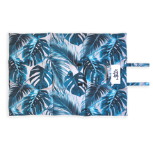 Load image into Gallery viewer, Tropical Leaves Travel Mat