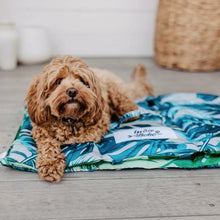 Load image into Gallery viewer, Tropical Leaves Travel Mat