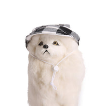Load image into Gallery viewer, Plaid Hat (black &amp; white)
