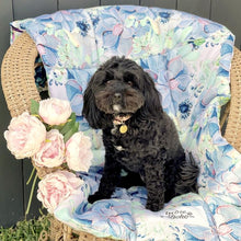 Load image into Gallery viewer, Succulent Medley Pet Travel Mat

