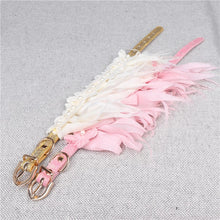 Load image into Gallery viewer, Flowers Feather Collar - Sweet Pink
